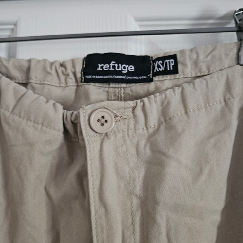 refuge Men's Light Beige Cargo Pants with Utility Pockets - Picture 2 of 3